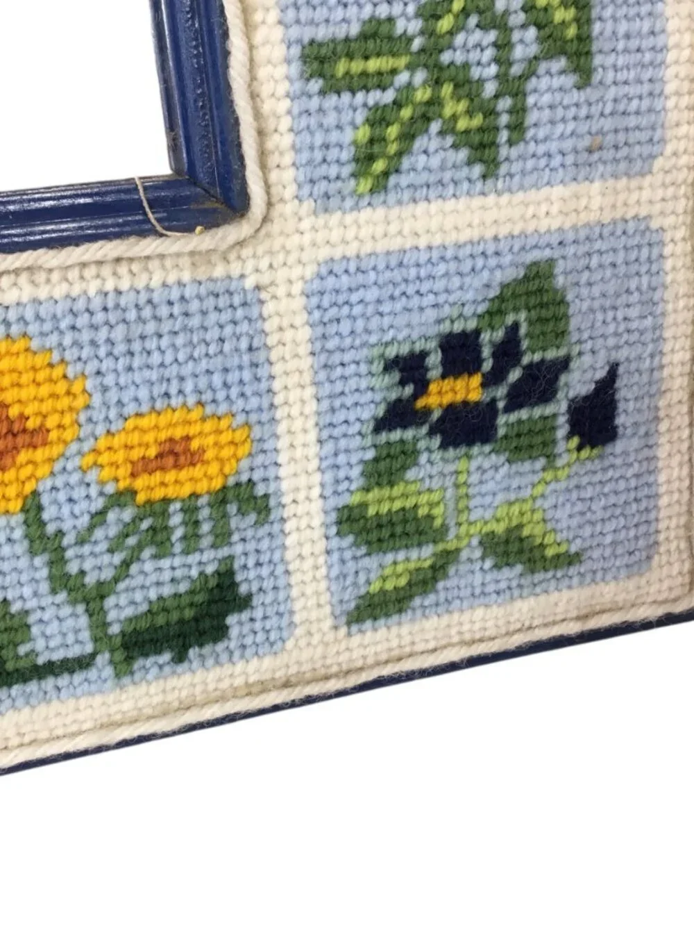 Vtg Finished Framed Needlepoint Wall Mirror Flowers Floral 23 x 16.5 Handmade